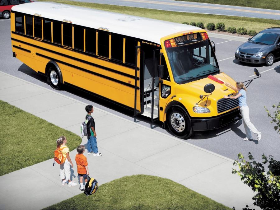  Thomas Saf-T-Liner C2 School 2004 года  (фото 9 из 11)